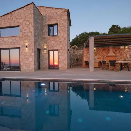 Vila Exclusive In Volimes, Greece *